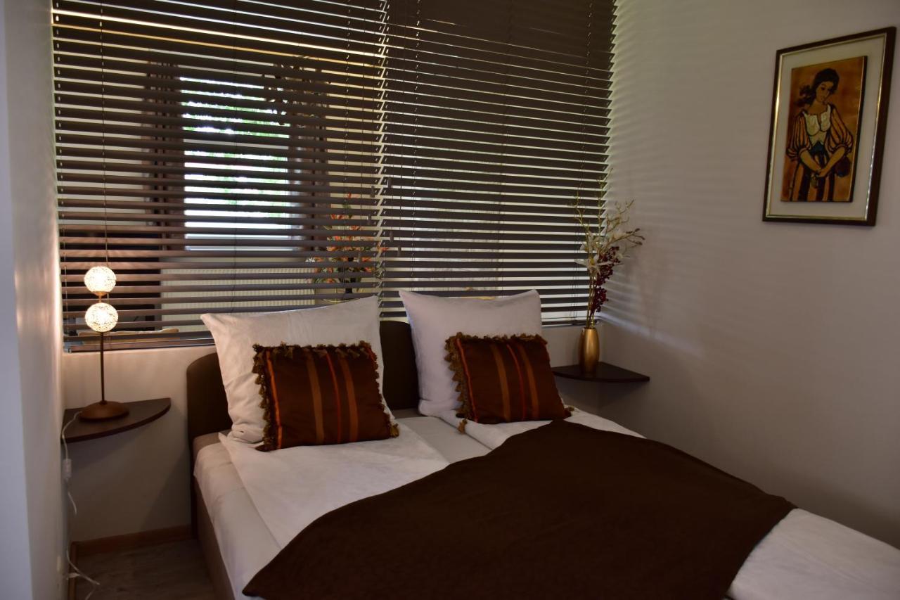 Villa Therme เฮวิซ ภายนอก รูปภาพ
